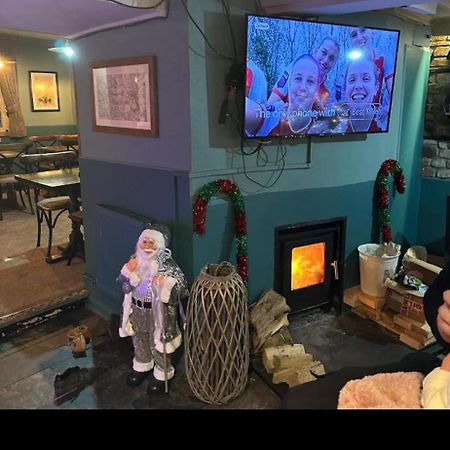 Kings Head Hotel Chacewater Eksteriør billede